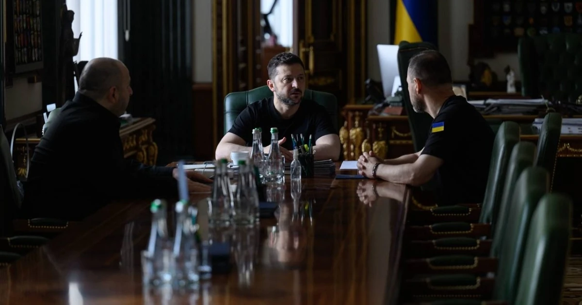 Зеленський визначив нові ролі Умєрова і Клименка в РНБО