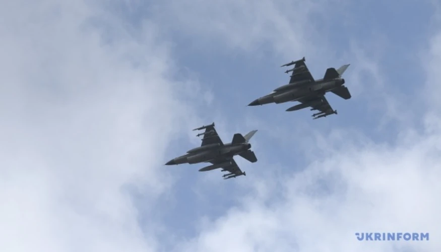 Румунія 24 липня: F-16 збив невідомий дрон — пояснення інциденту