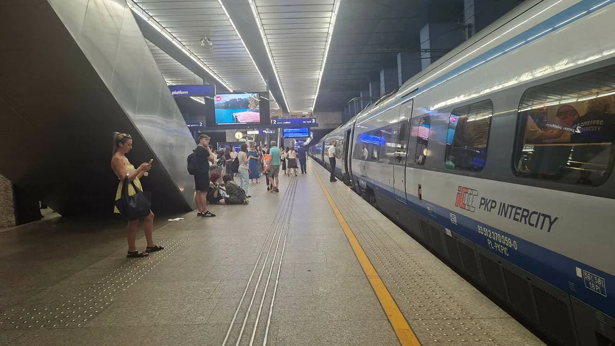 Підтверджені наслідки збою 3 серпня на Варшава-Центральна