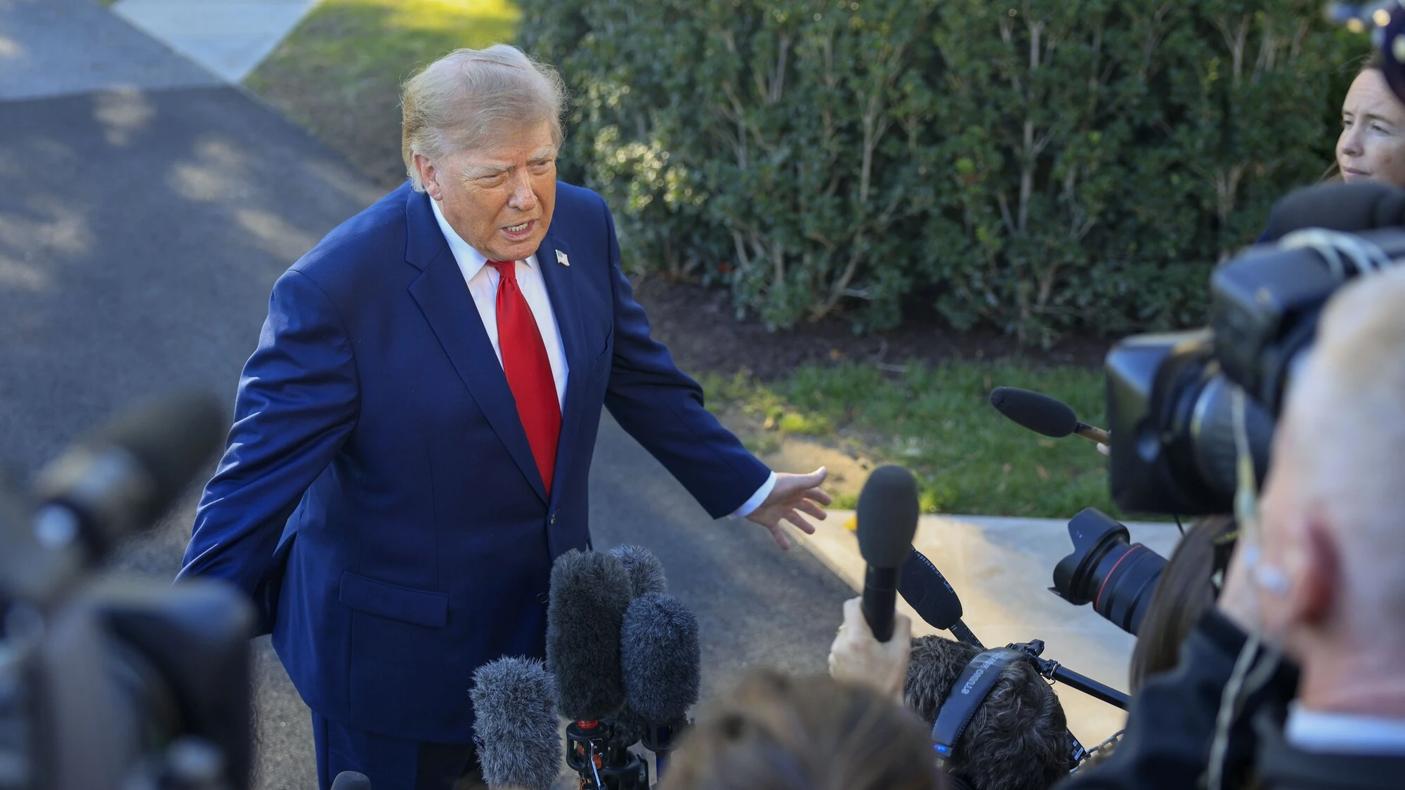 Трамп повідомив про відновлення доступу України до Starlink